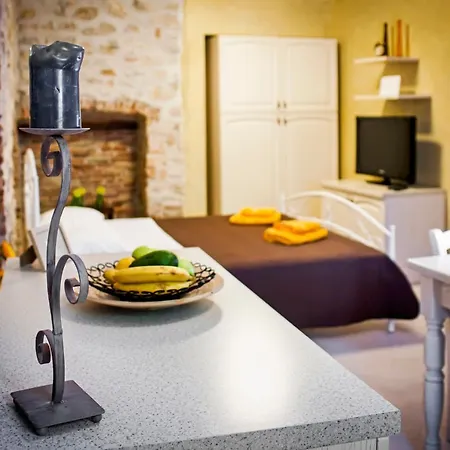 Appartement Charm Romantic Studio In Heart Of Downtown *